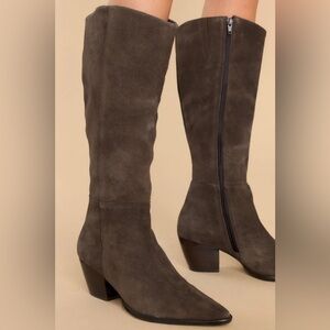 Matisse Bruna Suede Boots in Smoke